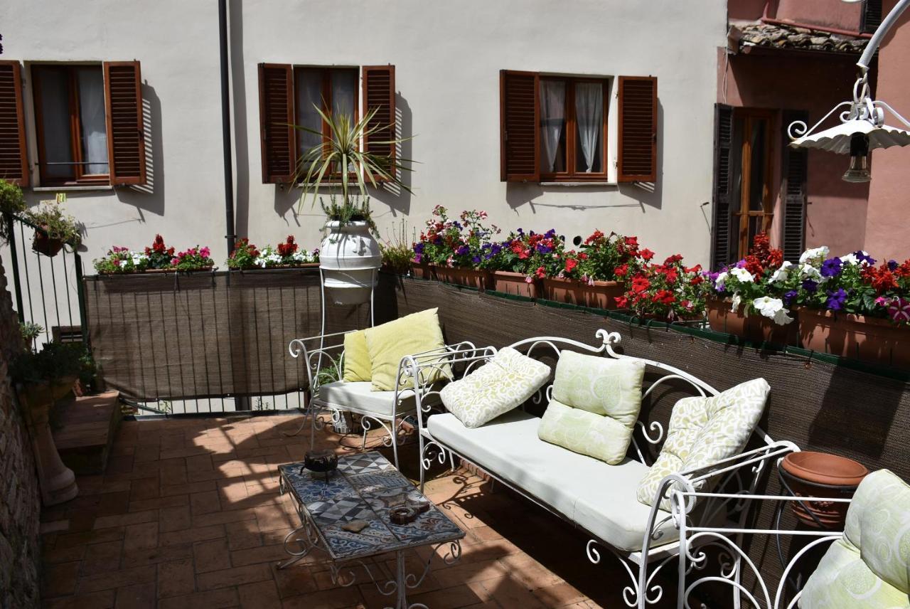 A Casa Di Bruno Bed & Breakfast Perugia Luaran gambar