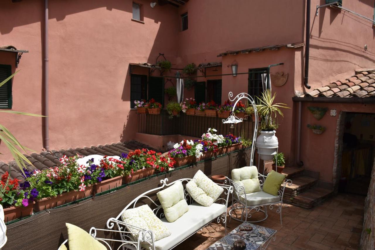 A Casa Di Bruno Bed & Breakfast Perugia Luaran gambar